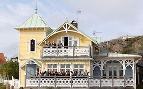 Strandflickornas Annex Gula Villan